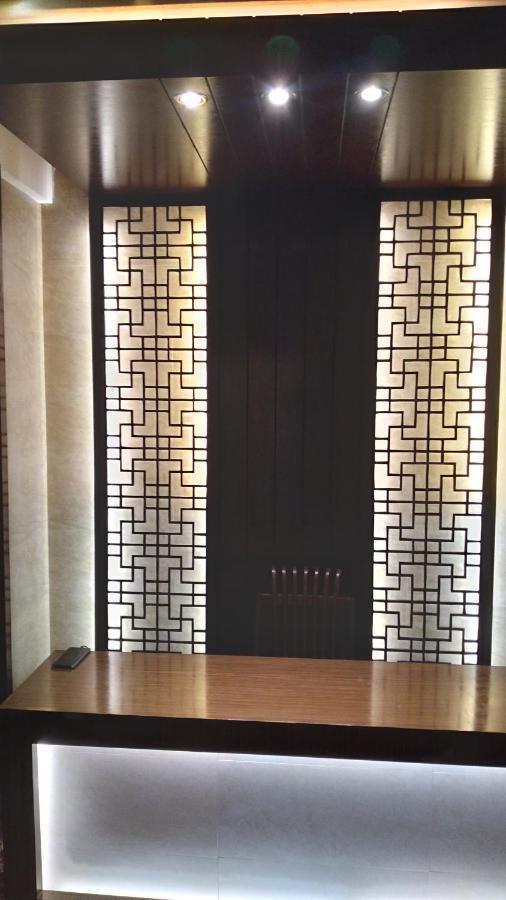 Center Point Apartment Dhaka Buitenkant foto